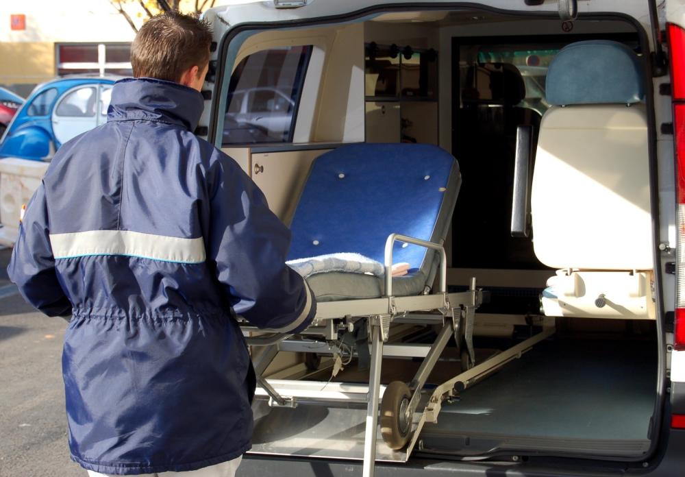 véhicule ambulancier